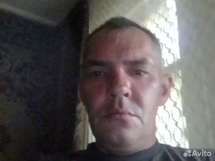 Столяр-станочник,Бетонщик, Разнорабочий