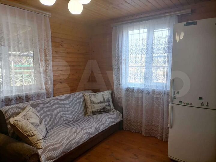 Дом 44 м² на участке 1 сот.