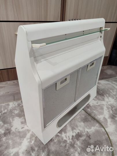 Кухонная вытяжка