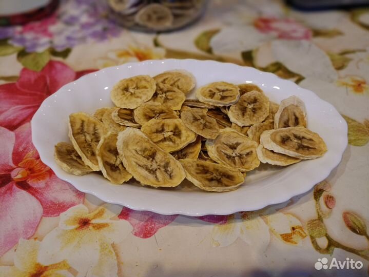 Сушёные бананы (фрипсы)