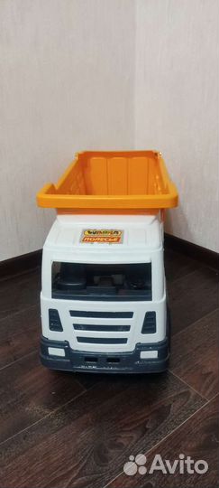 Большой грузовик игрушка