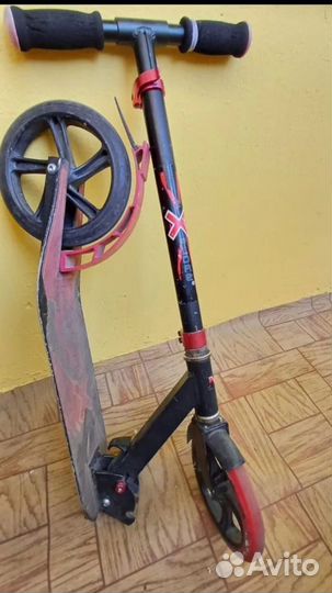 Самокат Explore