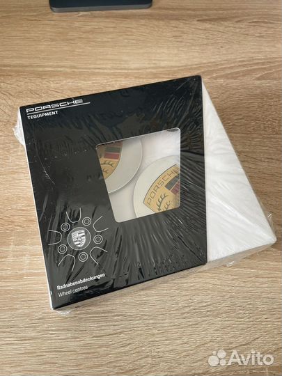 Заглушки ступичные Porsche 00004460703