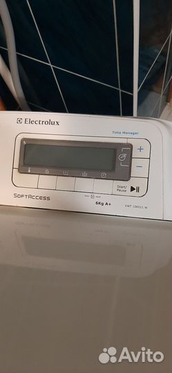 Стиральная машина Electrolux с вертикальной