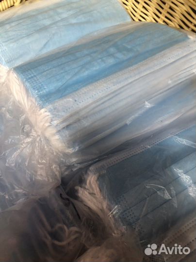 Маски одноразовые