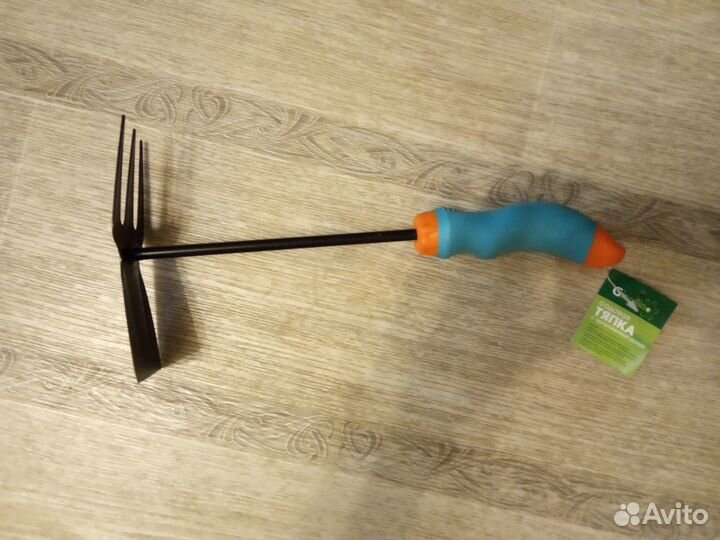 Тяпка садовая новая