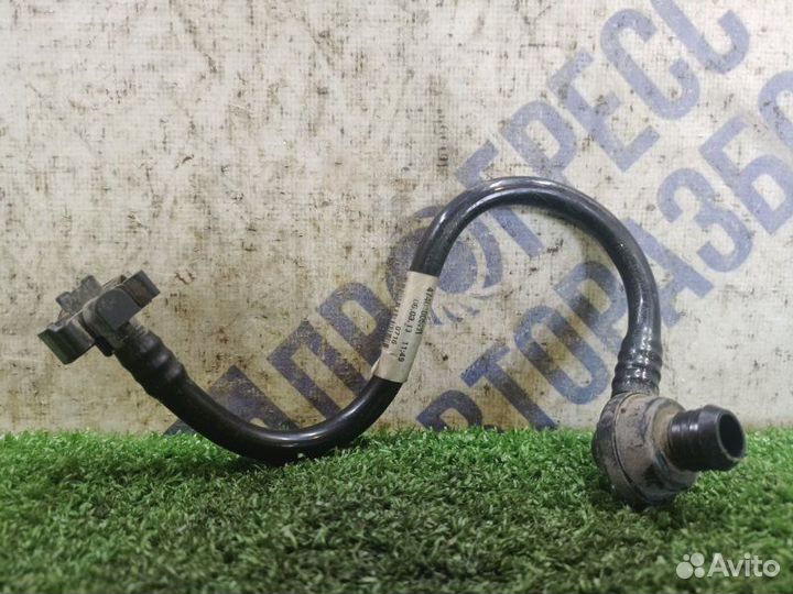 Вакуумная трубка Renault Fluence седан 1.6 K4M