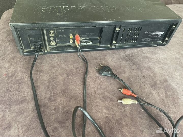 Видеомагнитофон panasonic NV-SD400