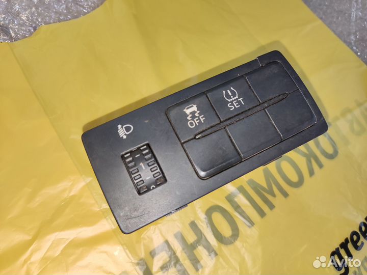 Блок кнопка курсовой устойчивости mazda 3 bm bn