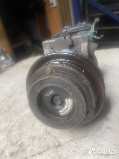 Компрессор кондиционера додж чарджер 5.7L