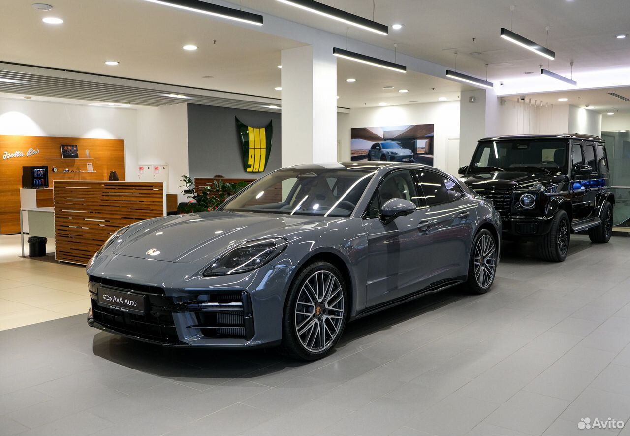 Porsche Panamera 4 2.9 AMT, 2026