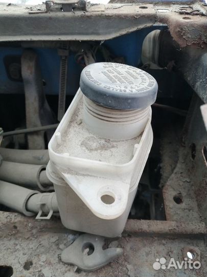 Детали салона Isuzu elf 1990