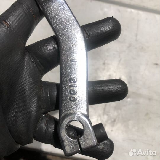 Лапка кпп для Suzuki VZ1600 Marauder