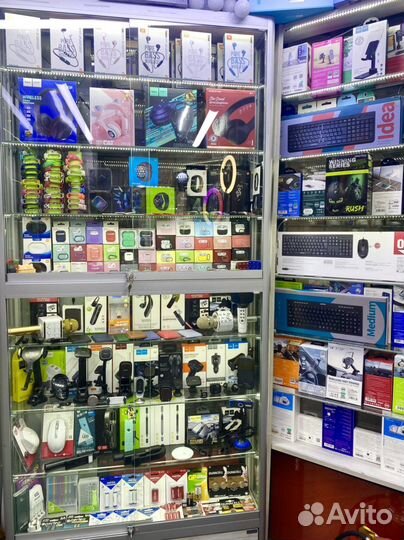 Чехол на iPhone 14