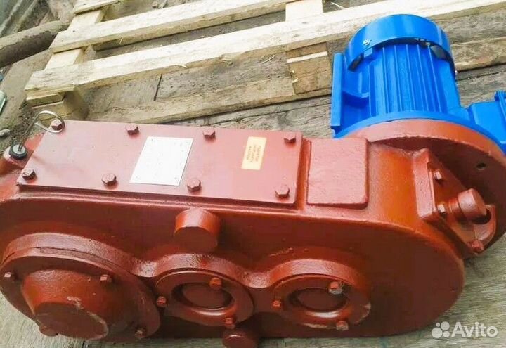 Мотор-редуктор цилиндрический