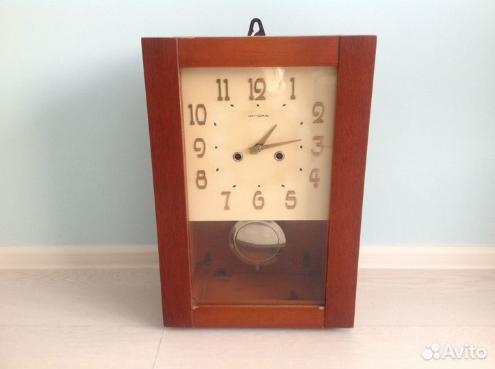 Маятниковые часы СССР