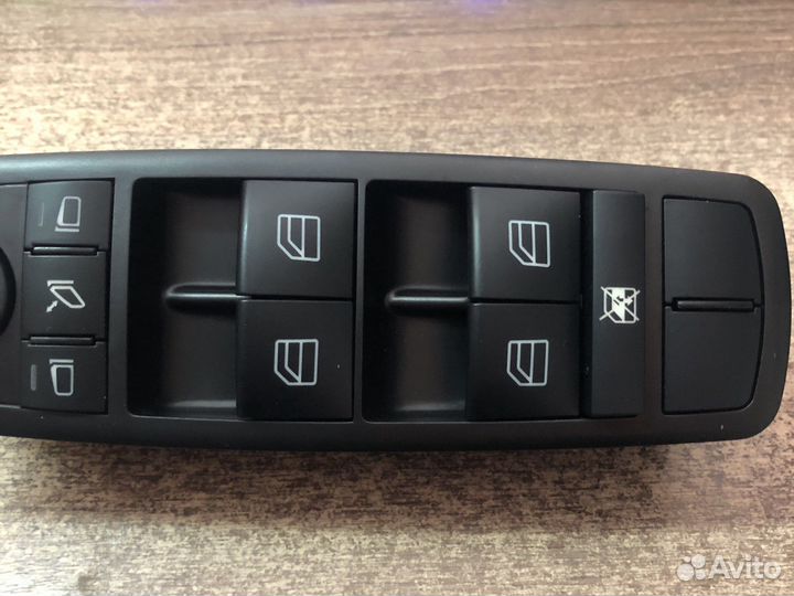 Блок стеклоподъемников Mercedes M 164