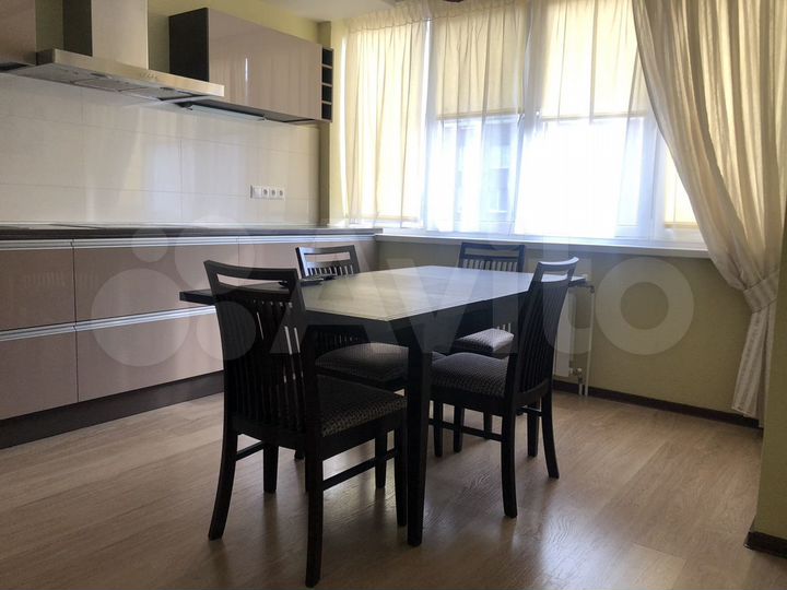 2-к. квартира, 75 м², 5/17 эт.