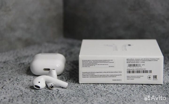 Наушники Apple airpods