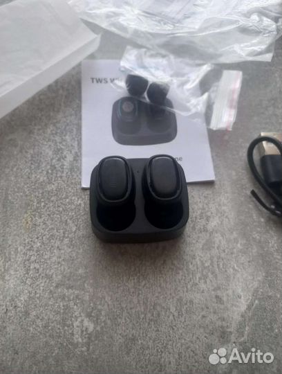 Без проводные наушники