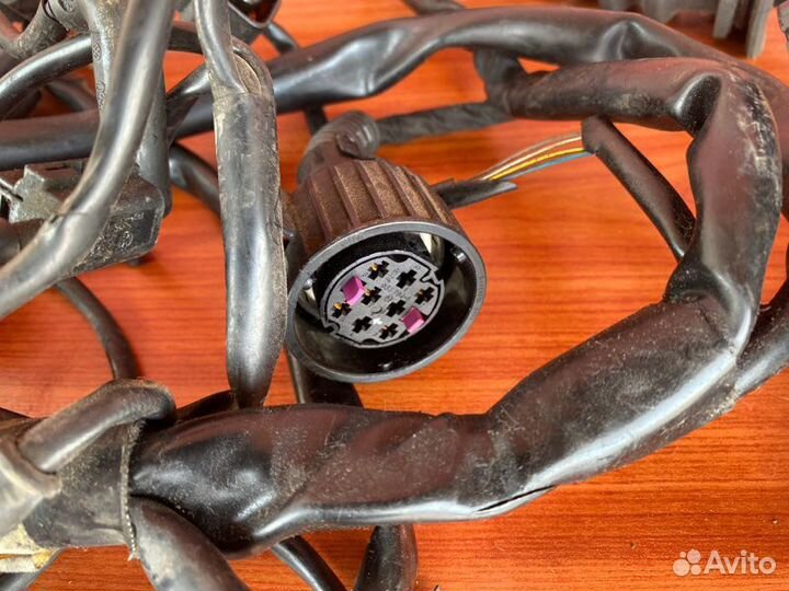 Проводов моторного отсека Vw Passat B5+ AVB