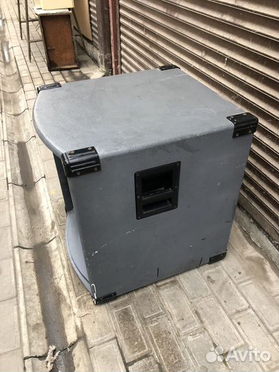 Короб под сабвуфер 18дюймов