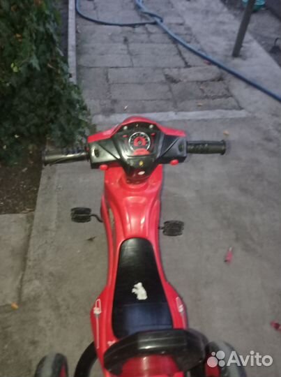 Детский трехколесный велосипед бу