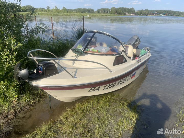 Продам лодку Yamaha fish 15
