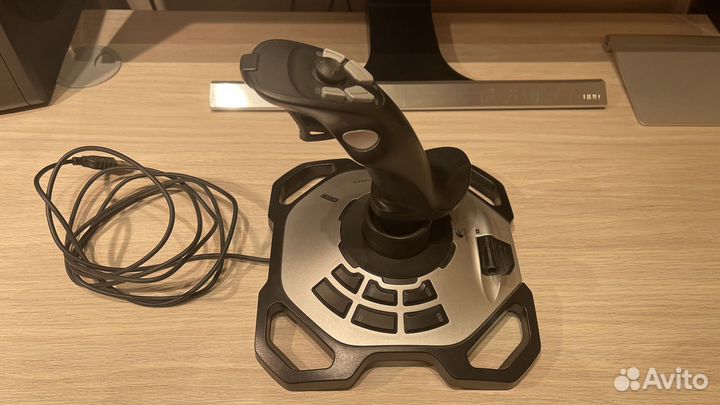 Джойстик Logitech Extreme 3D PRO