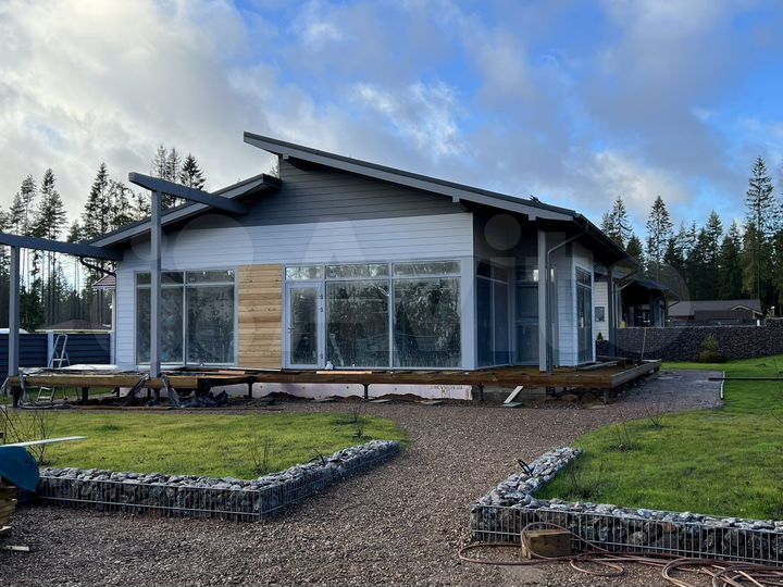 Дом 180 м² на участке 10 сот.