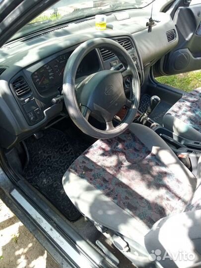 Салон ниссан примера р11 GA 1.6 хэтчбек
