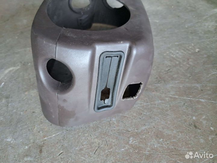 Кожух руловой колонки Cadillac SRX