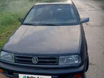 Volkswagen Vento 1.8 MT, 1992, 200 000 км, с пробегом, цена 85 000 руб.
