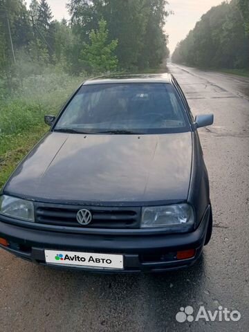 Volkswagen Vento 1.8 MT, 1992, 200 000 км с пробегом, цена 100000 руб.