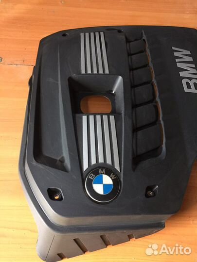 Bmw f10 N52 декоративная крышка двигателя