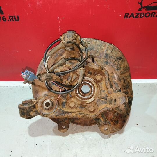 Кулак задний левый Nissan Murano Z50