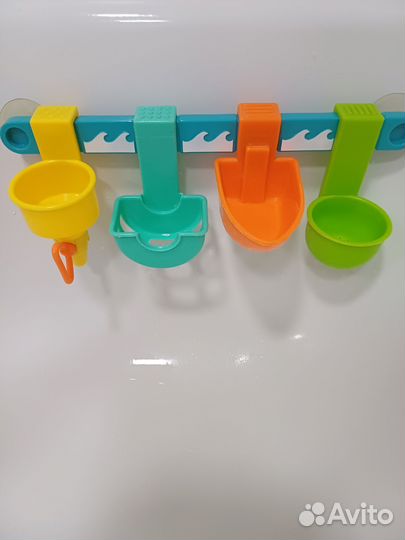 Игрушка для купания в ванной