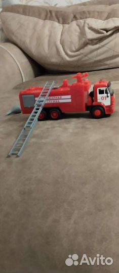 Машинка пожарная с баком для воды