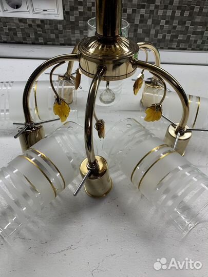 Люстра б/у