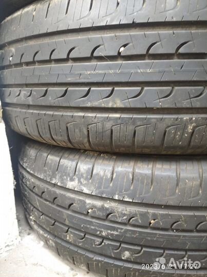 Goodyear EfficientGrip SUV 4x4 215/60 R17