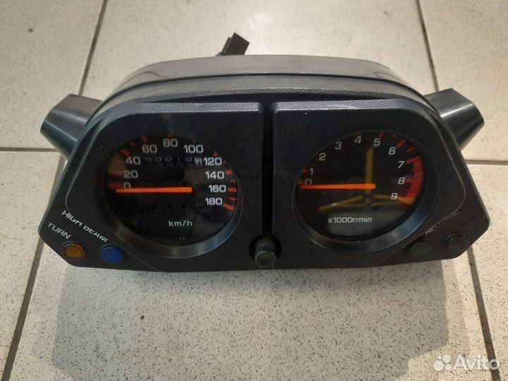 Приборная панель Yamaha XT600Z Tenere 1988