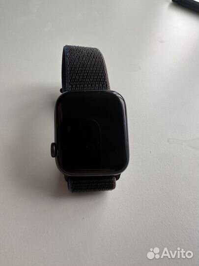 Apple watch se (gen 1) 44 mm