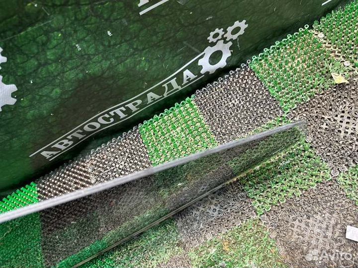 Стекло двойное переднее правое Lexus Es 6