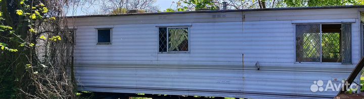 Прицеп-дача AIRSTREAM Classics, 2010