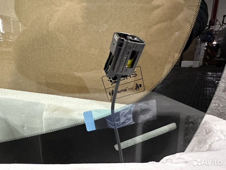 Лобовое стекло с обогревом Volvo XC 60 2018-2022