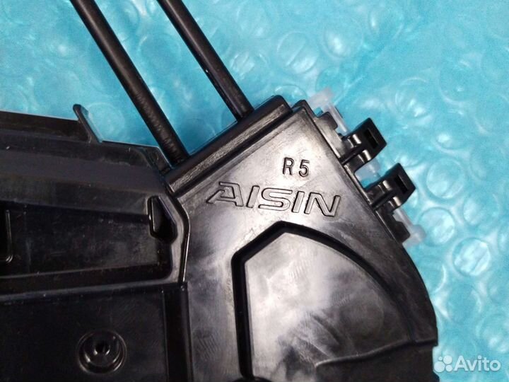 Тойота C-HR Замок двери передний правый 2016-2023