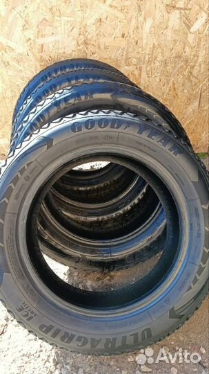 Goodyear UltraGrip 65/180 R15