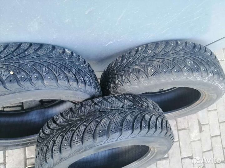 Sava Eskimo Stud 185/65 R15 88T