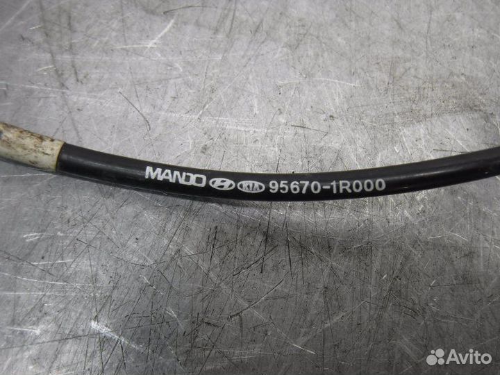 Датчик abs передний левый Hyundai Solaris