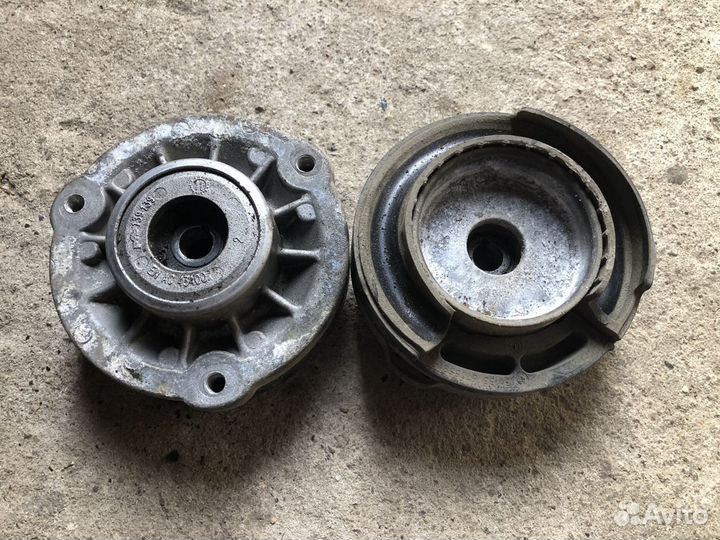 Верхняя чашка задней стойки для BMW X3 F25